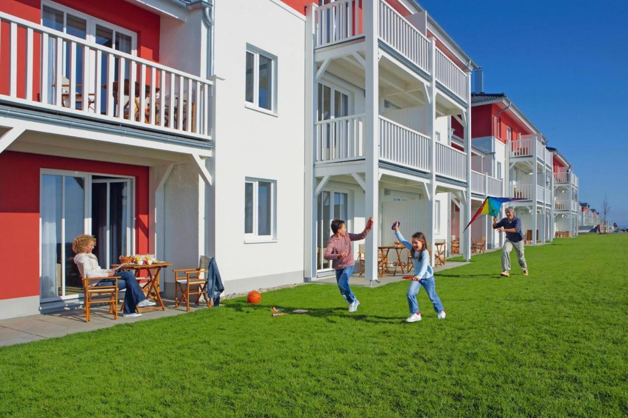 Resort Dorfhotel Boltenhagen Boltenhagen Экстерьер фото