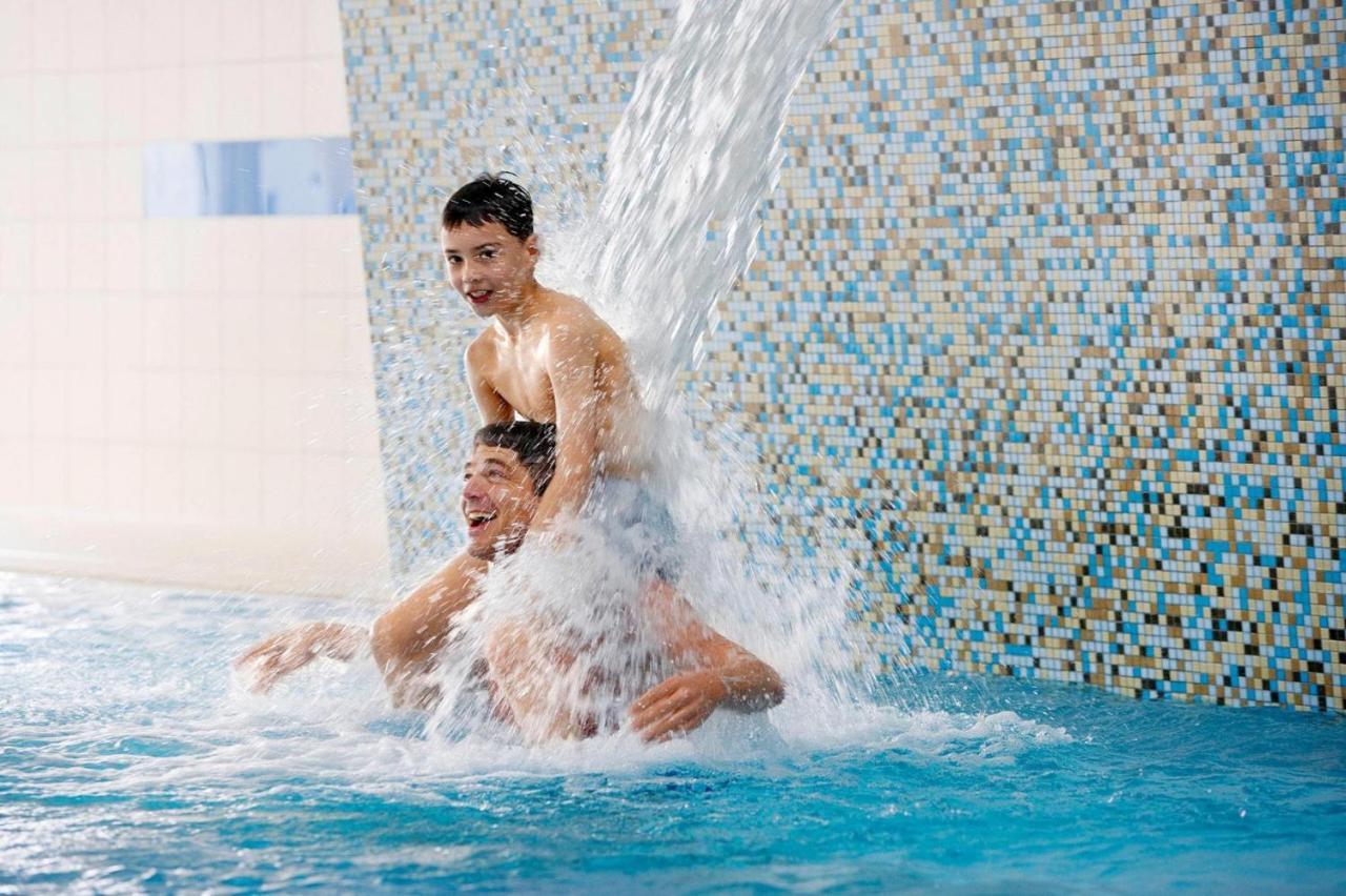 Resort Dorfhotel Boltenhagen Boltenhagen Экстерьер фото